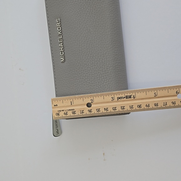 Michael Kors Women's Long Gray Pebbled Leather Zip Wallet - Picture 13 of 13